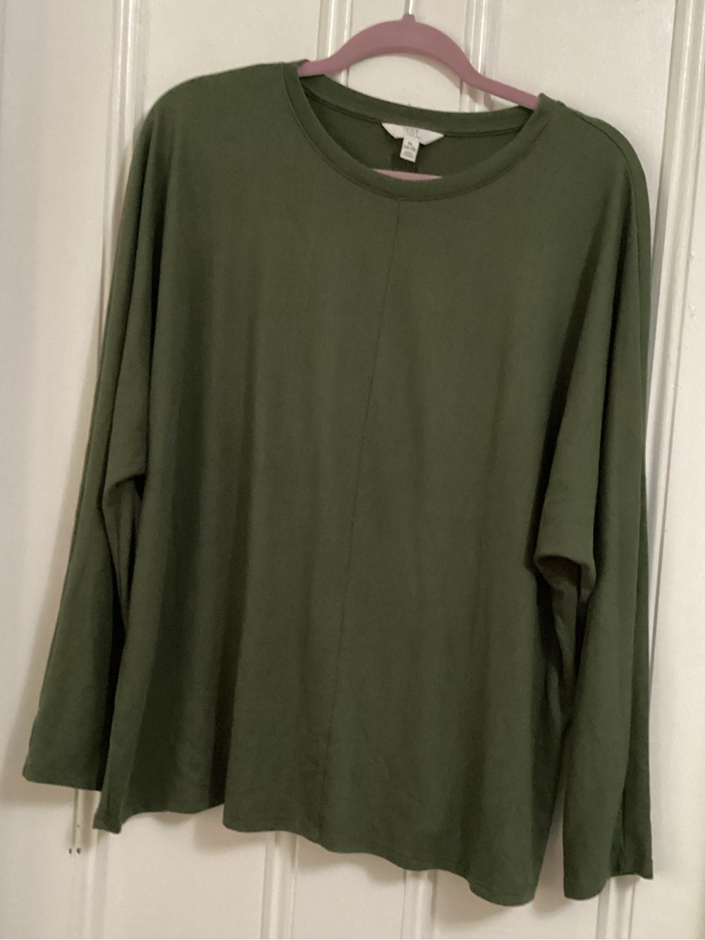 Time and Tru Olive Crewneck Long Sleeve Top